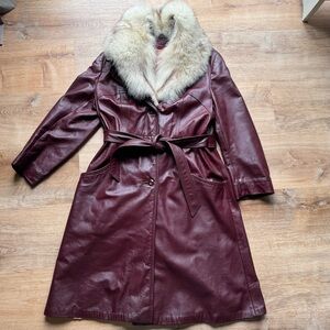 Vintage Burgundy Leather Trench Coat – Belted | Fur Collar | Made in Canada